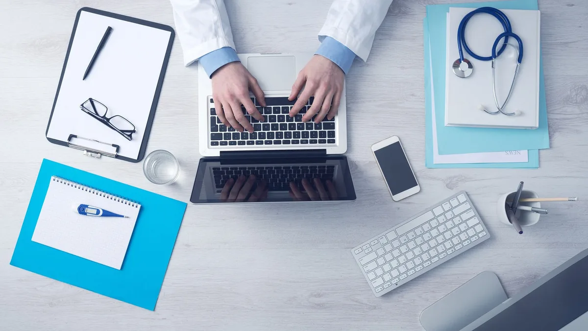 Facturación y administración en Escalpelo Clinic